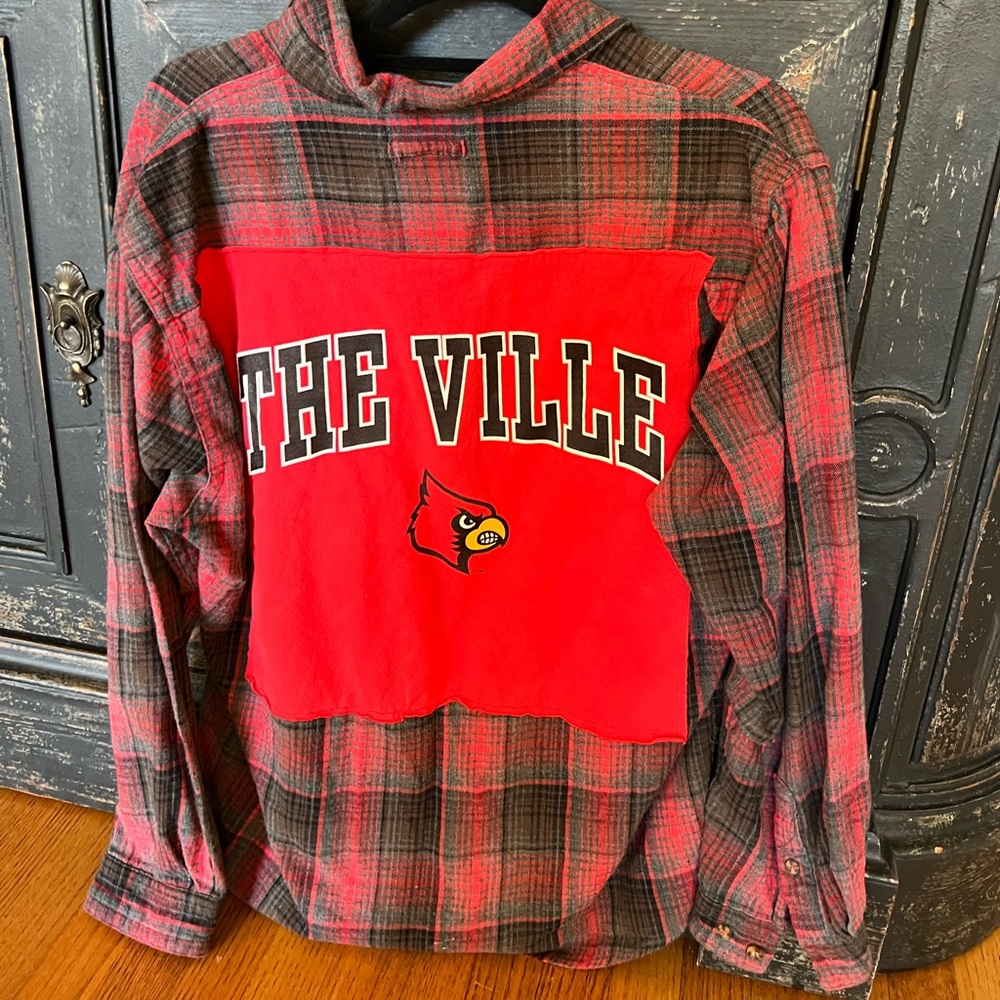 University of Louisville Cardinals flannel with vintage T-shirt